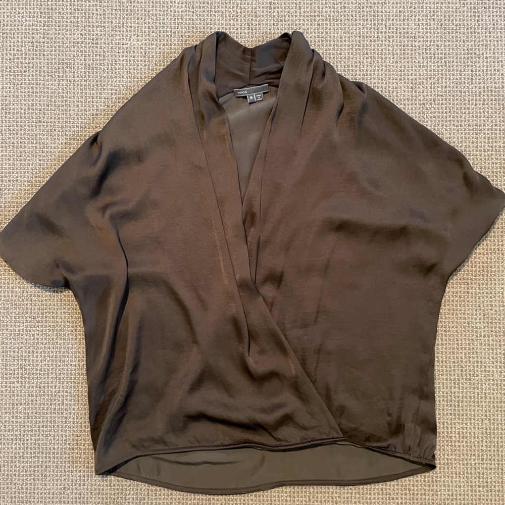 Vince. Silk Look Front Cross / Wrap V Neck Blouse / Shirt / Top Size Medium
